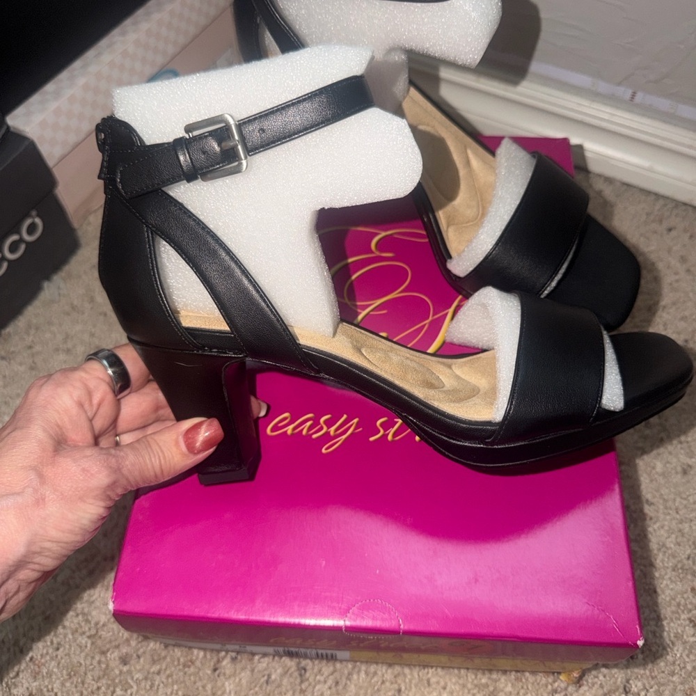 Women's Easy Street “Ro” Black Ankle-Strap Block Heel Sandals